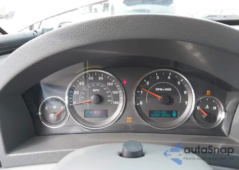 2007 Jeep Grand Cherokee Laredo z USA, uszkodzony, nr VIN 1J8GR48K77C615602